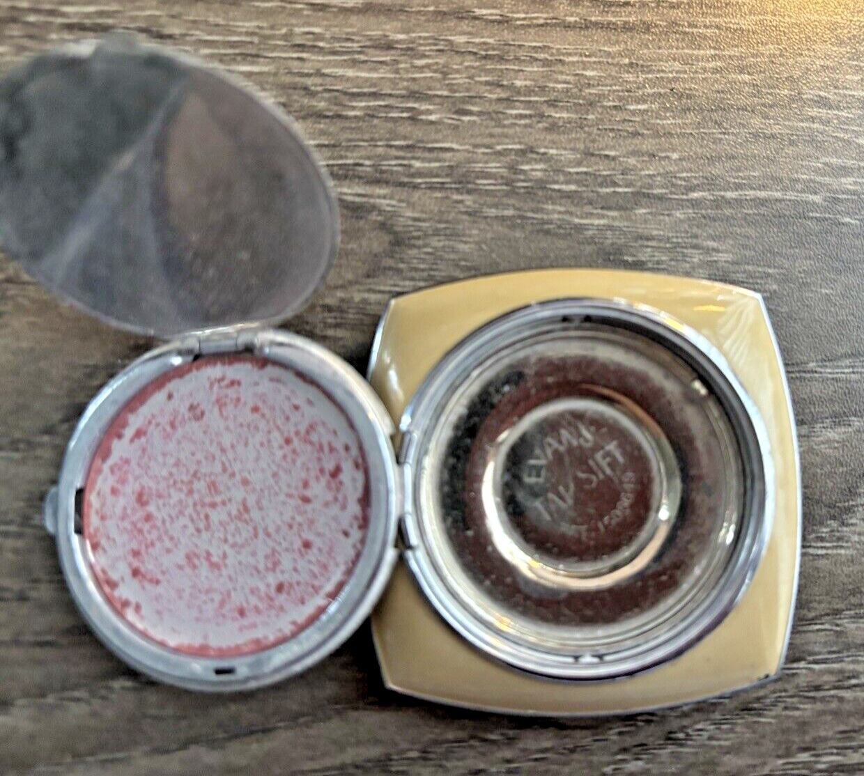 Tapper Powder Art Deco Evans Tap Sift Compact Enamel/Metal Swirl Makeup Powder/Rouge ...