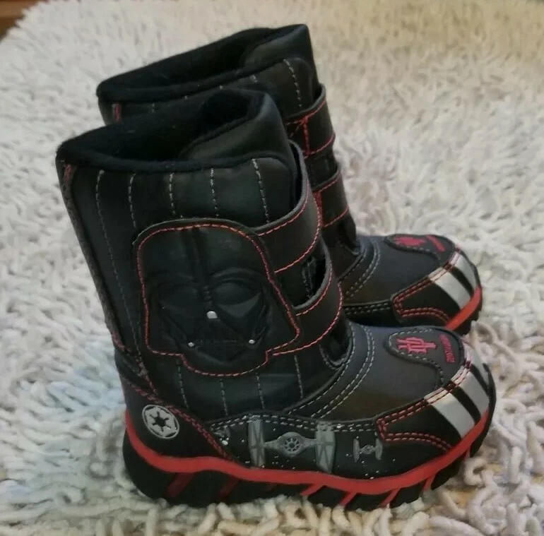 Star Wars Darth Vader Boys Light Up Disney Kids Winter Boots Size 5/6 Boys Snow - Image 2 of 4