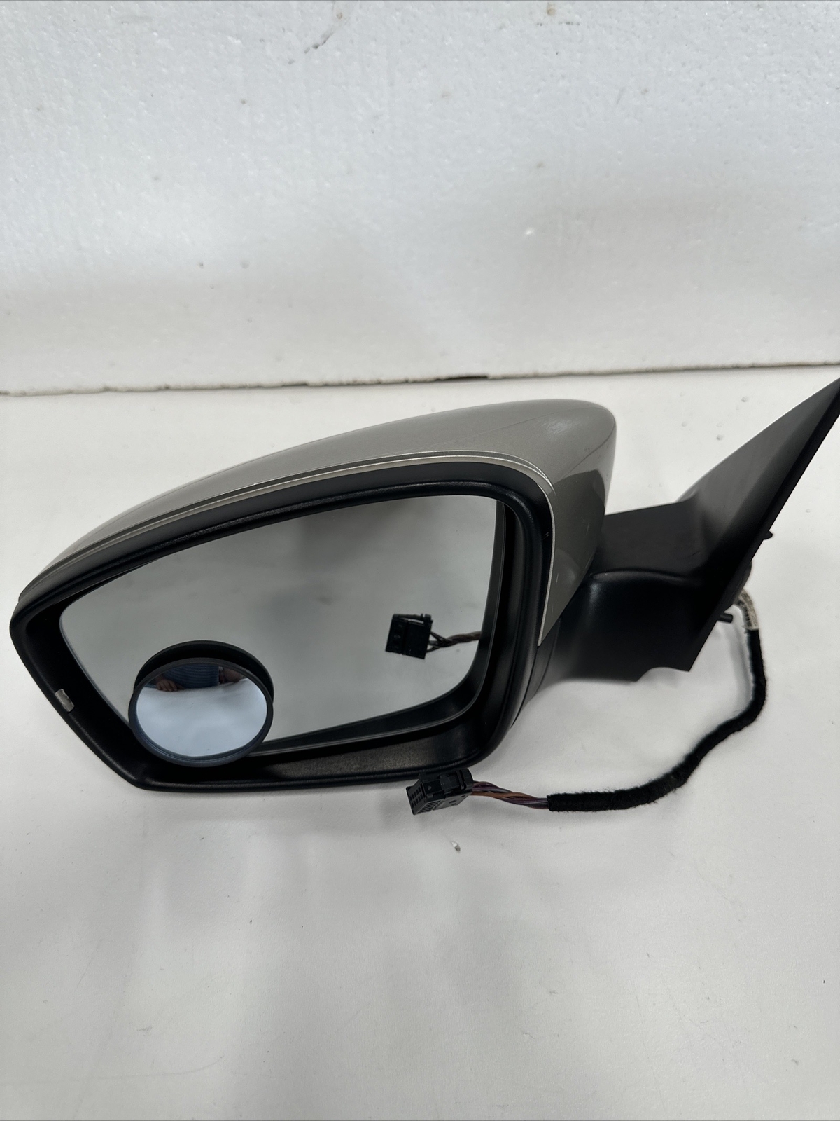 New Left Power Mirror Manual Folding For 2017-2018 Hyundai Elantra 87610F2300