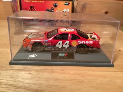 New 1:43 1998 Shell/Small Soldiers/Pontiac driven by Tony Stewart. 1 of 5004