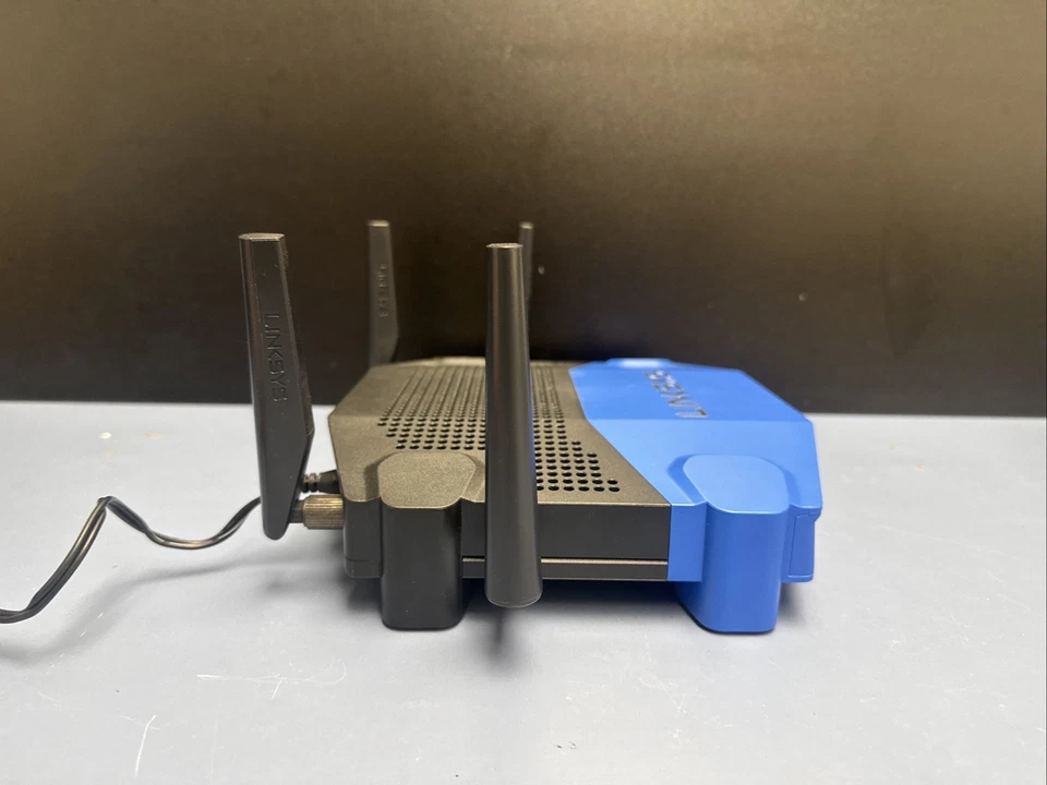 Linksys WRT3200ACM AC3200 Dual Band WiFi Router with EXPRESS VPN Firmware - Image 3 of 4