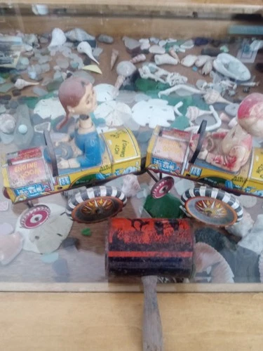 Vintage Tin Toys,Parts Or Restore