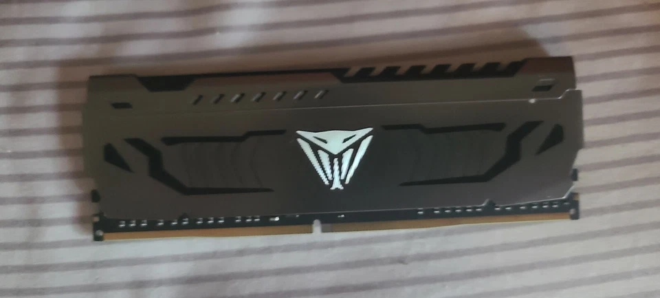 Patriot Viper Steel SINGLE STICK RAM 16GB DDR4 3000MHz Memory PVS416G300C6 - Image 2 of 3