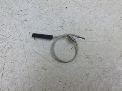 SMC D-Z73 Magnetic Reed Switch Sensor DZ73 (OK)