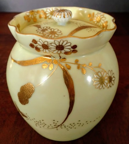 Cameo Bisque Harrach Ceramic Gold Gilded Floral Design Sugar Bowl w/Lid, spoon! - Picture 2 of 9