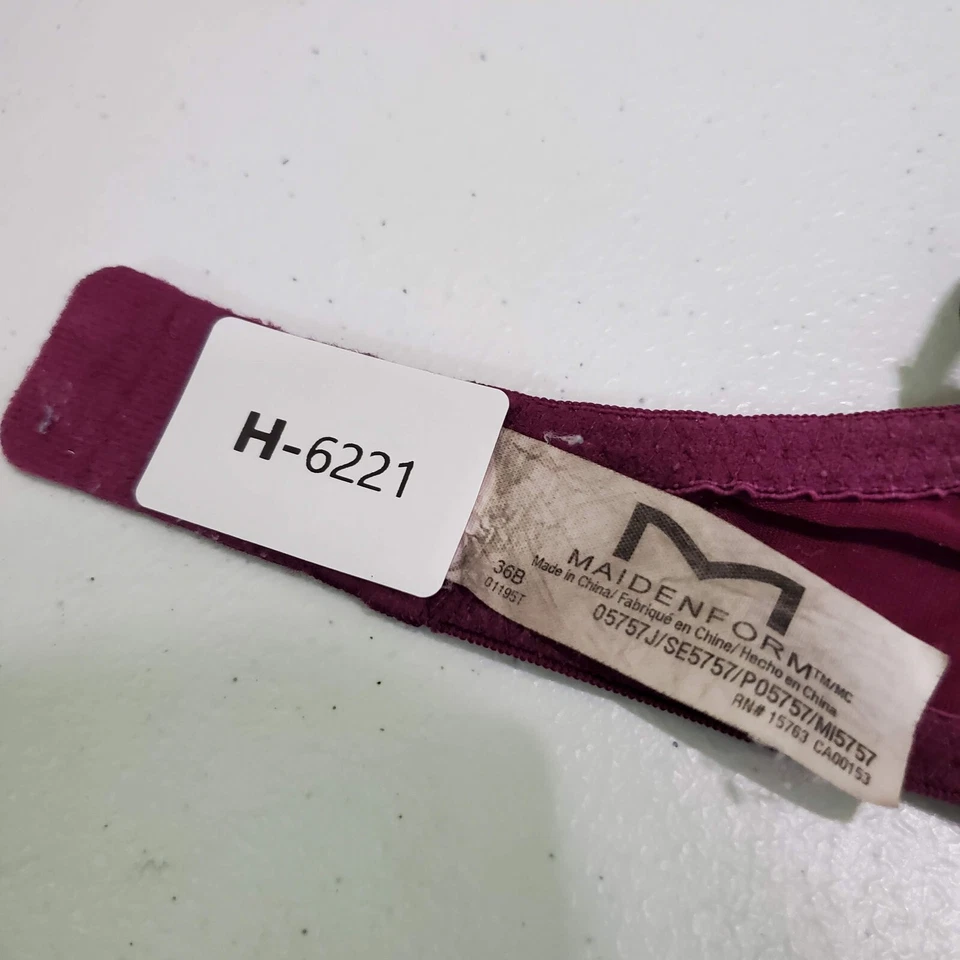 Maidenform Women Bra 36B Purple Push Up Lace Underwire Adjustable Straps READ - Image 2 of 4