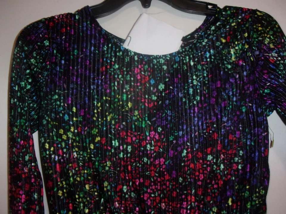 Mono mameluco floral acanalado clase artística negro tallas XS,S,M,L,XL (B183) para niñas Foto 3 de 4