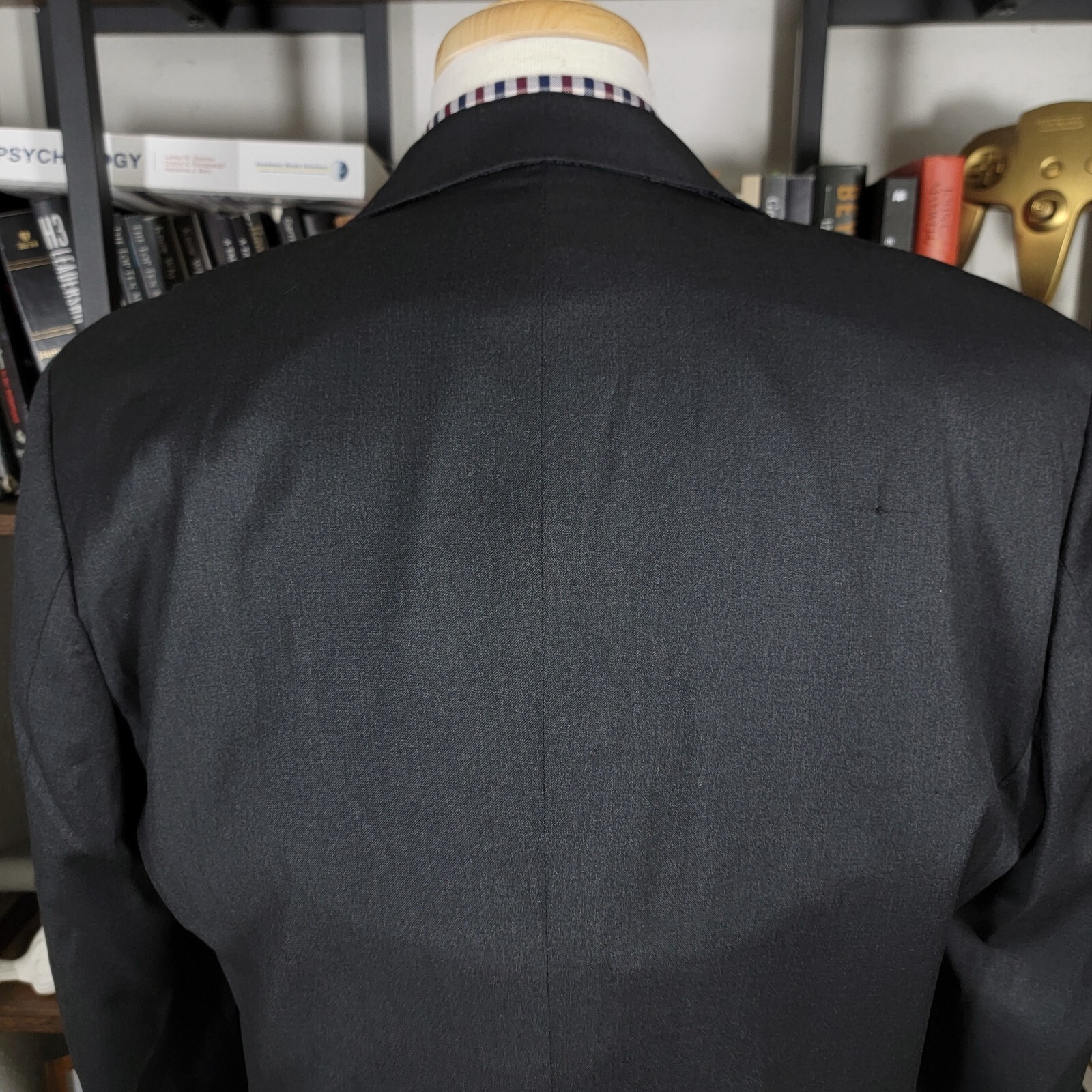 Hugo Boss Pasolinl movie Men's Sport Coat Blazer Two Button Black Charcoal 42L