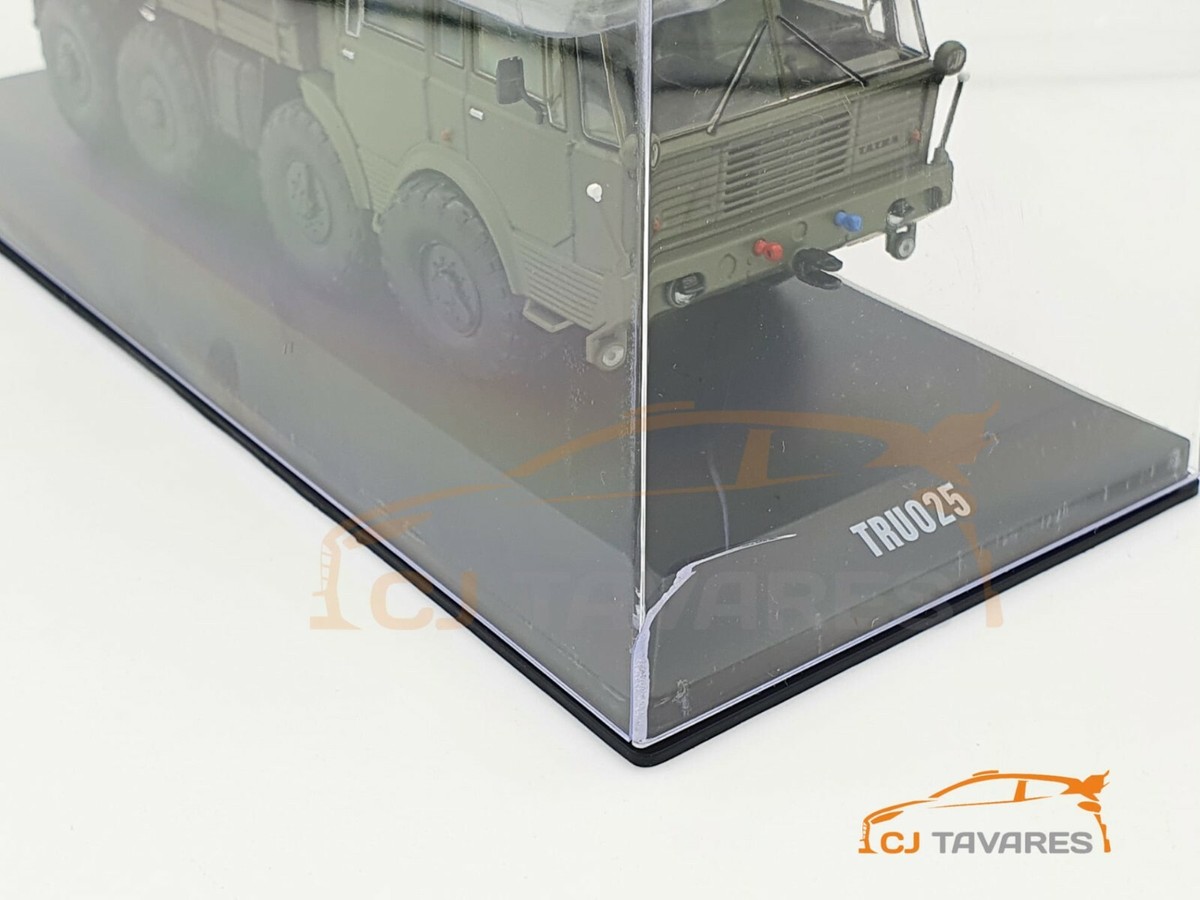 IXO TRU025 TATRA 813 8X8 