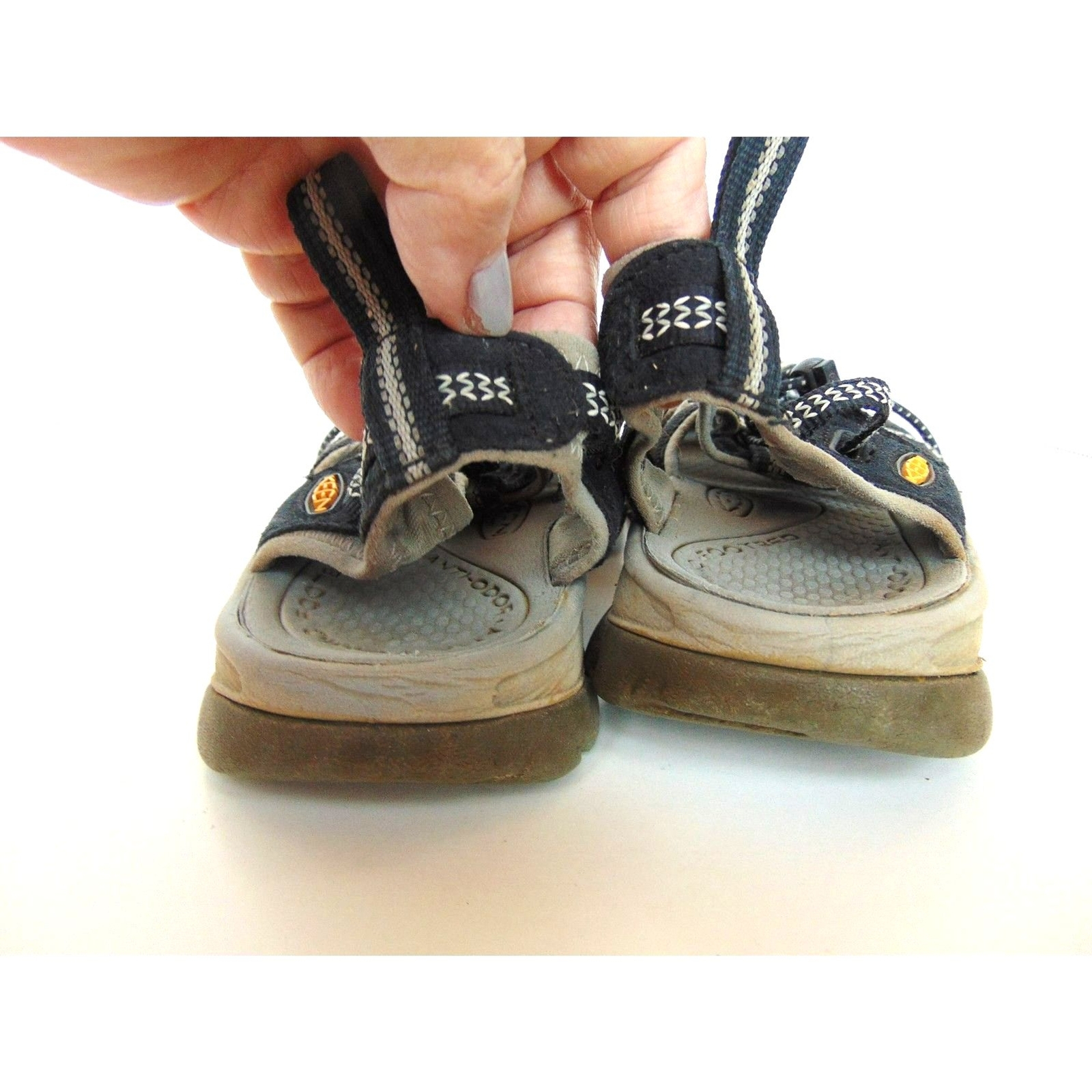 Sandali donna Keen colore marrone chiaro e nero taglia 7 5 buone condizioni scarpa comoda