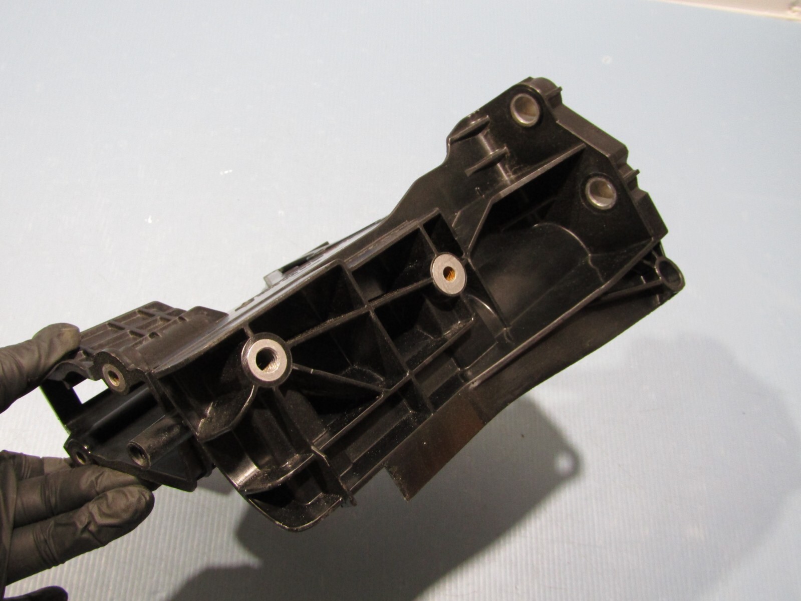 MERCEDES-BENZ EQC N293 Front Left Support Bracket A2936200300 E