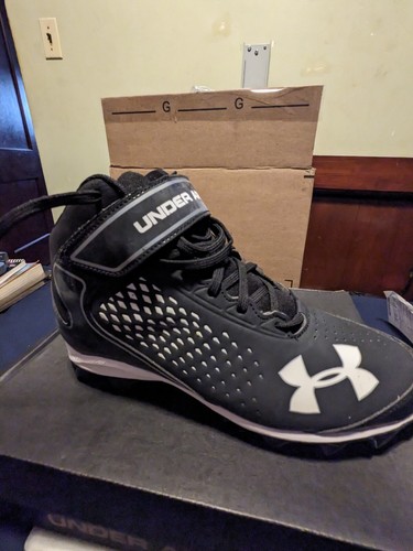 Black Under Armor Renegade Mid RM Cleats 1246276-001 size 8 - Picture 10 of 14
