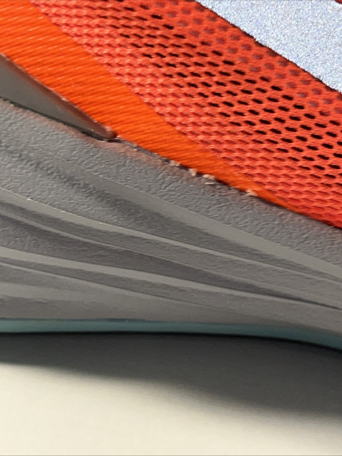 Nike Hyperdunk 2014 (Hyper Crimson/Light Magnet G… - image 6