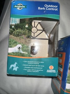 PetSafe Outdoor Ultrasonic Bark Control Birdhouse PBC00-11216 Stop Dog Barking