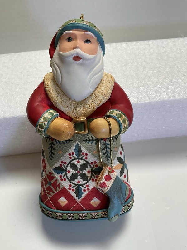 2004 Santas From Around The World Hallmark Keepsake Christmas Ornament USA 
