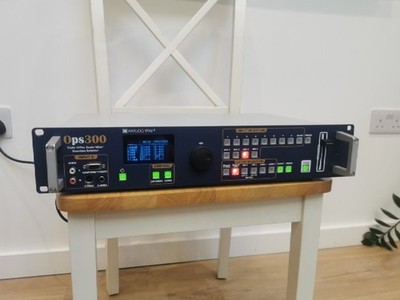 Opus 300/OPS300 Videomixer/Seamless Switcher mit (8 Eingänge, 6x VGA Sub-D Eingang