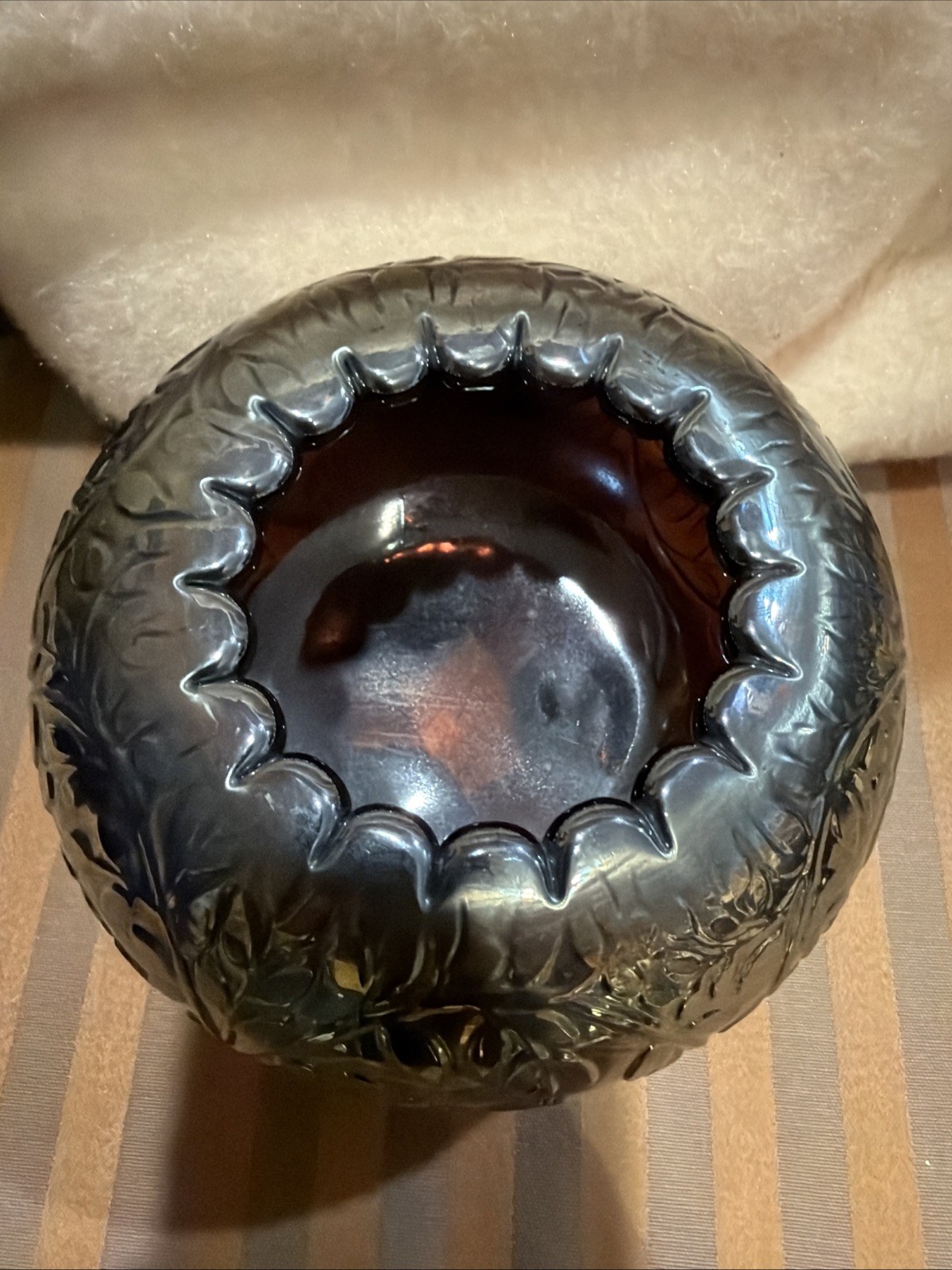 Westmoreland Louisa Carnival Amethyst Glass Footed Rose Bowl