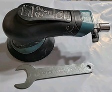 Dynabrade X62hs 6 Dynorbital Extreme Random 2.5mm Orbital Air Sander. Used
