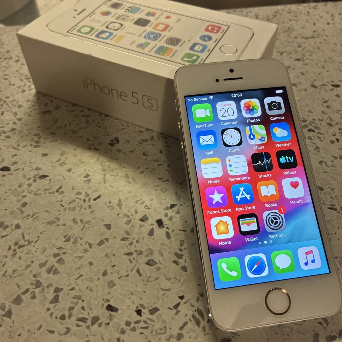 Apple iPhone 5s 4.5 - 4.9 in Cell Phones & Smartphones for Sale