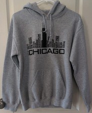 Chicago Skyline & Attractions Light Gray Hoodie Size L Wrigley Field Windy City 