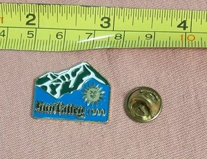 Vintage Sun Valley 1999 Idaho Ski Resort Skiing Travel Souvenir Lapel Pin