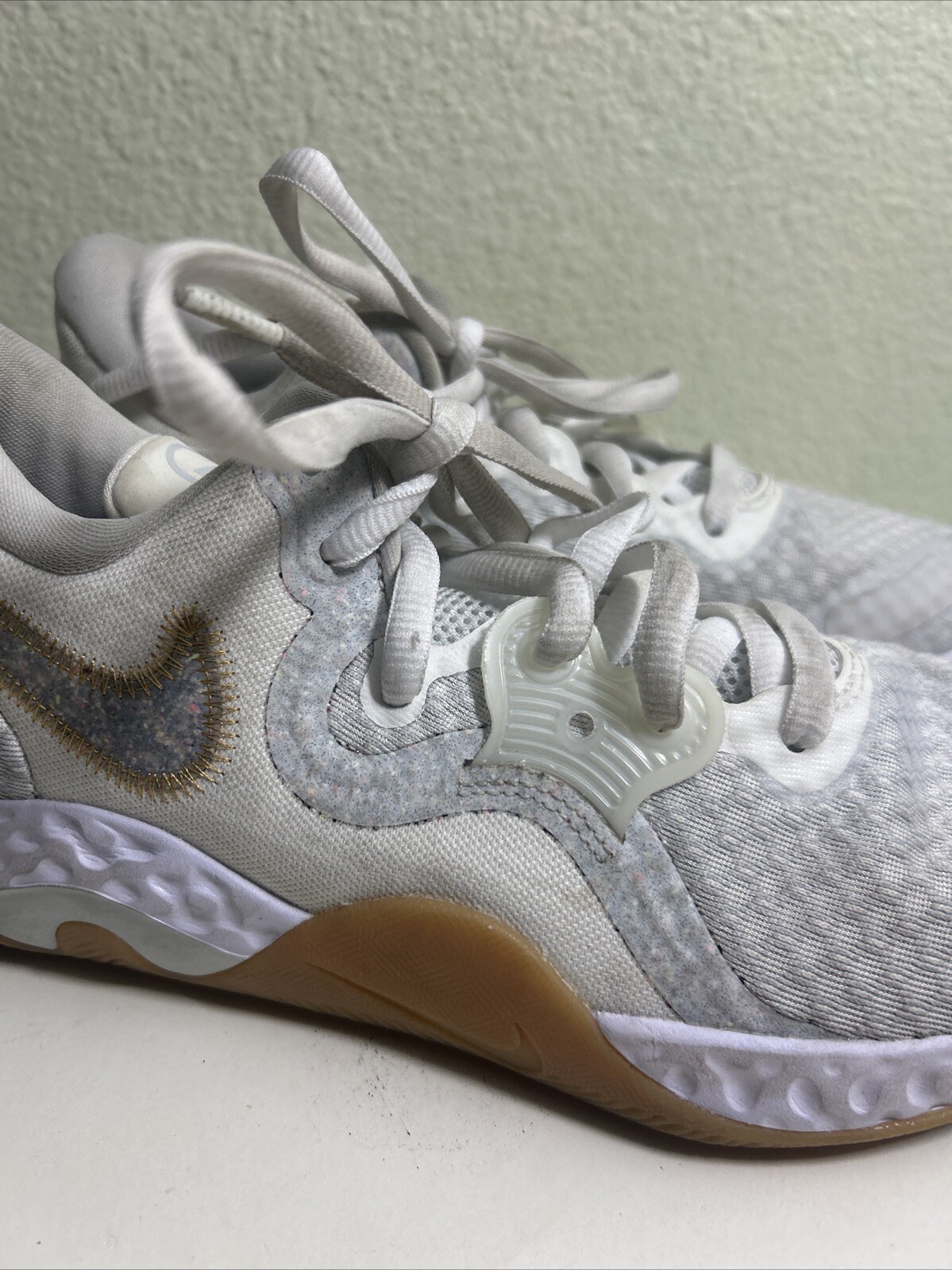 Nike Renew Elevate 2 Summit White Gum Men's Size 8 - image 3