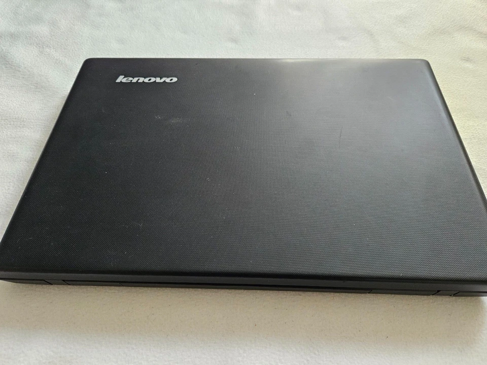 Notebook Lenovo G700 17,3" Zoll Pentium 2.40 GHz 4GB RAM 500GB HDD DVD - Bild 3 von 4