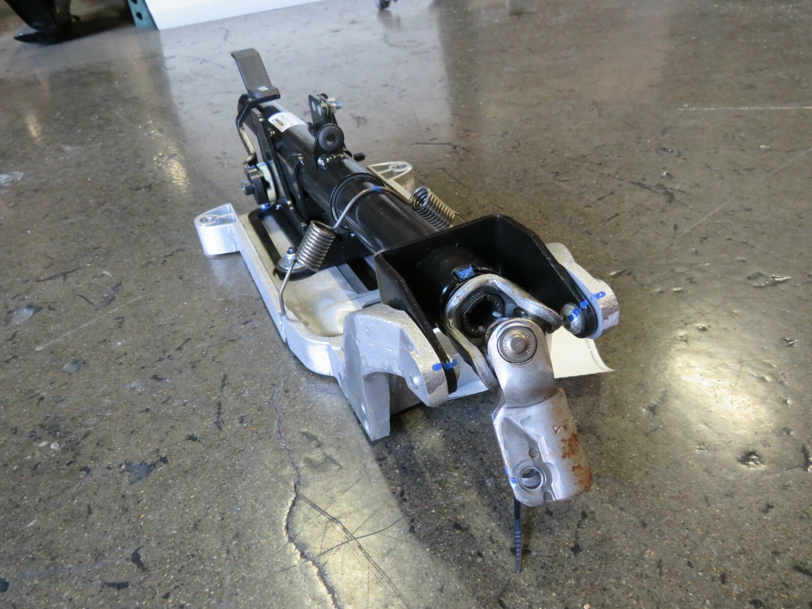 McLaren 600LT, Steering Column, Used, P/N 13DA023RP