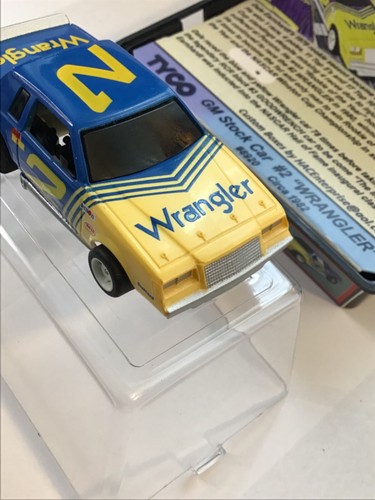 1982 Tyco Dale Earnhardt Wrangler #2 Slot Car Molto Bella Caldo d'attesa - Foto 8 di 24