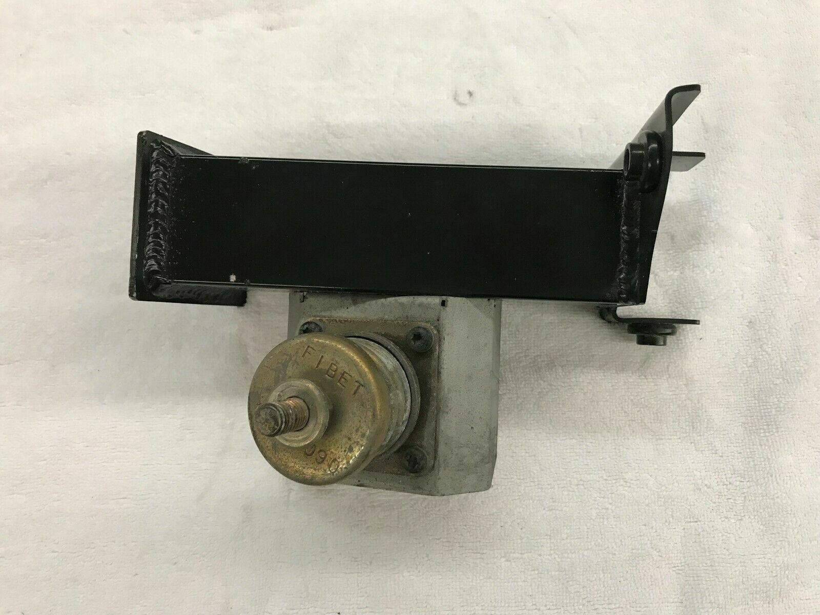 LAMBORGHINI GALLARDO COUPE REAR BUMPER STRUT BRACKET WITH SUPPORT OEM 400813729