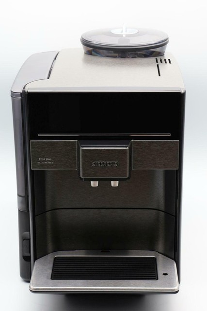 Siemens Te657f09de Eq 6 Plus Extraklasse Kaffeevollautomat Siemens EQ.6 plus extraKlasse 1500W Kaffeevollautomat - Dark Inox