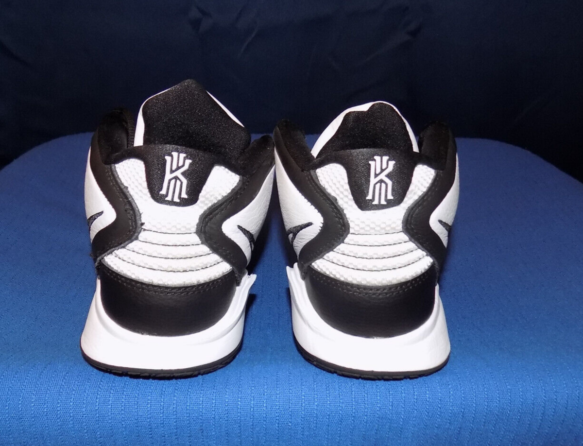 Nike Kyrie 8 Infinity White Black Basketball Shoes DO9616  display picture 2