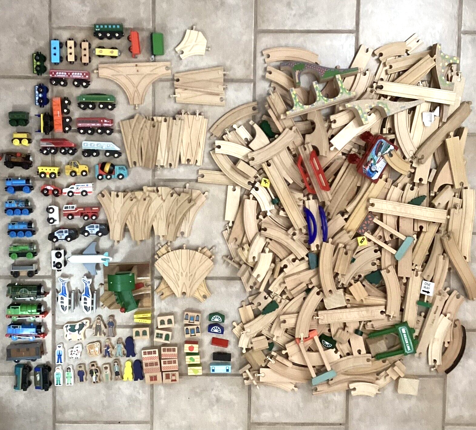 Learning Curve Thomas & Friends Wooden Railway Set with Tracks Vehicles & Figures-image