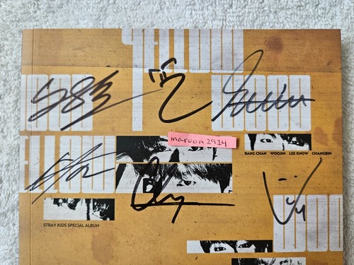 STRAY KIDS Cle 2 Yellow Wood Firmado Álbum Promocional Autografiado Key 2 Ver [VENDEDOR DE EE. UU. - Imagen 4 de 18