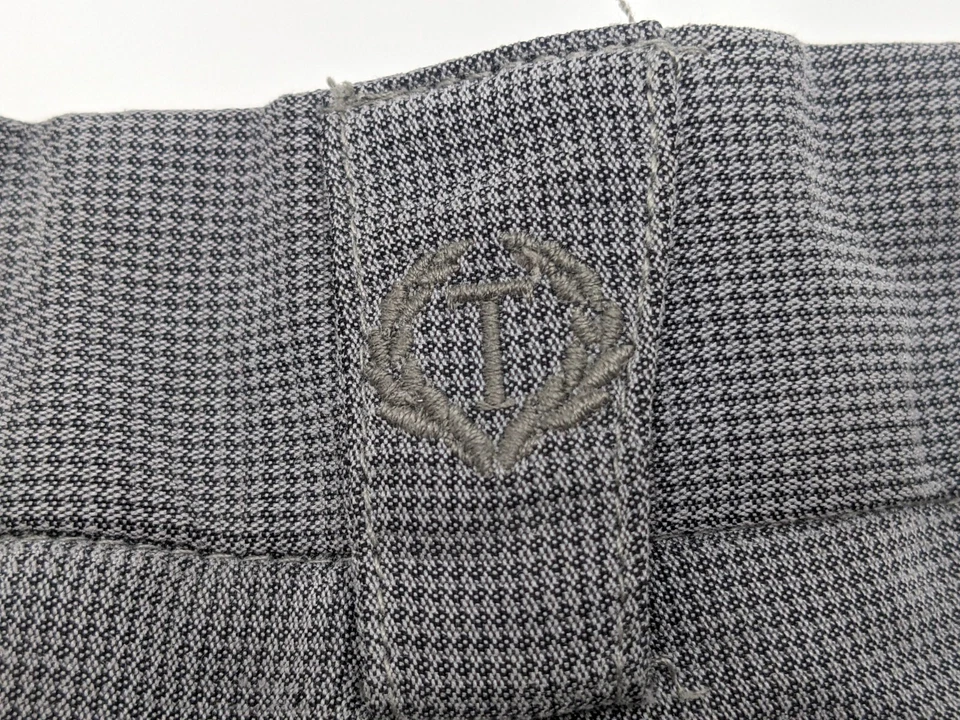 Pantalones Cortos Turnbury De Colección Para Hombre Talla 36 Gris Plisado Relajado Chino Informal Golf Foto 4 de 4