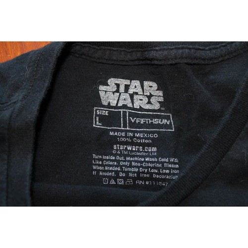 Star Wars T-Shirt Uomo Taglia Large Nera Darth Vader Vetrata - Foto 3 di 4