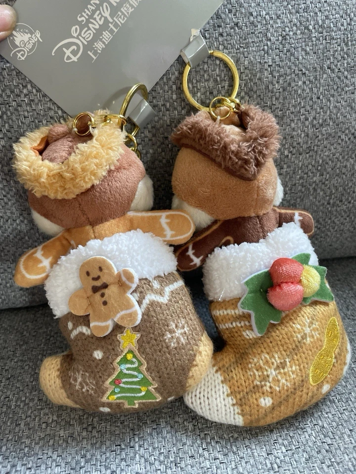 Chip & Dale 5" Bag Charm Plush Set Winter Christmas gingerbread man Disneyland  - Image 3 of 4