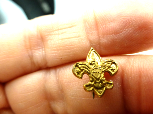 Vintage Four Boy Scout Be Prepared Tiny Mini Pins, Gold Tone - Picture 5 of 6