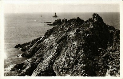 CPA POINTE DU RAZ Eperon et le Phare de la Vieille LEUCHTTURM PHARE (708601)