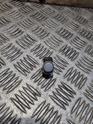 Land Rover Evoque L538 5 Tür 2015-2018 Vorne Stoßstange Parksensor Grau