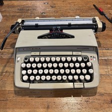 1980 Smith Corona Deville Deluxe Vintage Typewriter thumbnail