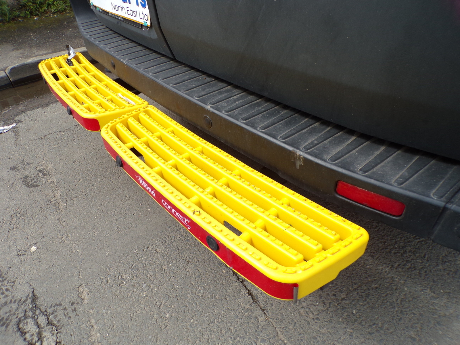 2022 FORD TRANSIT REAR BUMPER STEP WITH PDC SENSORS YELLOW eBay 2022 FORD TRANSIT REAR BUMPER STEP WITH PDC SENSORS YELLOW eBay