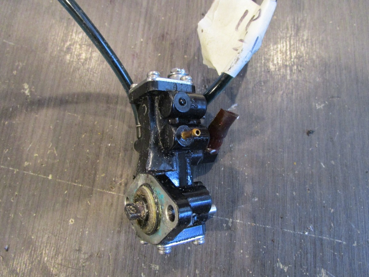 99 KAWASAKI ZXI 1100 OIL PUMP ASSEMBLY 16082-3720 | eBay