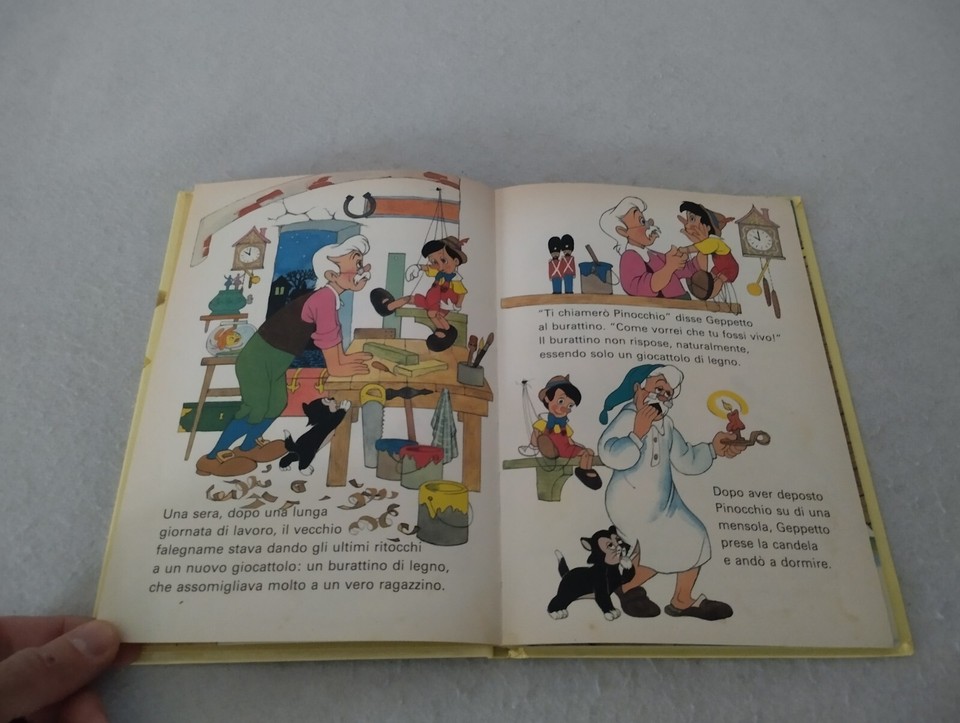 PINOCCHIO NEL PAESE DEI BALOCCHI - Imparo a Leggere con Topolino / Walt