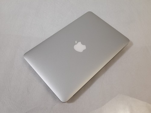 Apple MacBook Air 5,1/A1465 11.6 in Laptop i5-3317U 4GB 60 GB SSD Catalina - Afbeelding 4 van 8