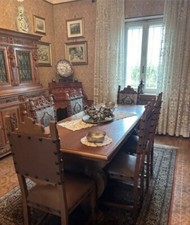 Tavolo Noce Massiccio Anni ‘70 + 6 Sedie