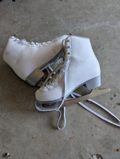 Girls Solstice Figure Skates Size 4