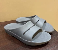 Oofos Ooahh Recovery Mens Size 6 / Womens 8 Gray Slide Comfort Sandals Shoes