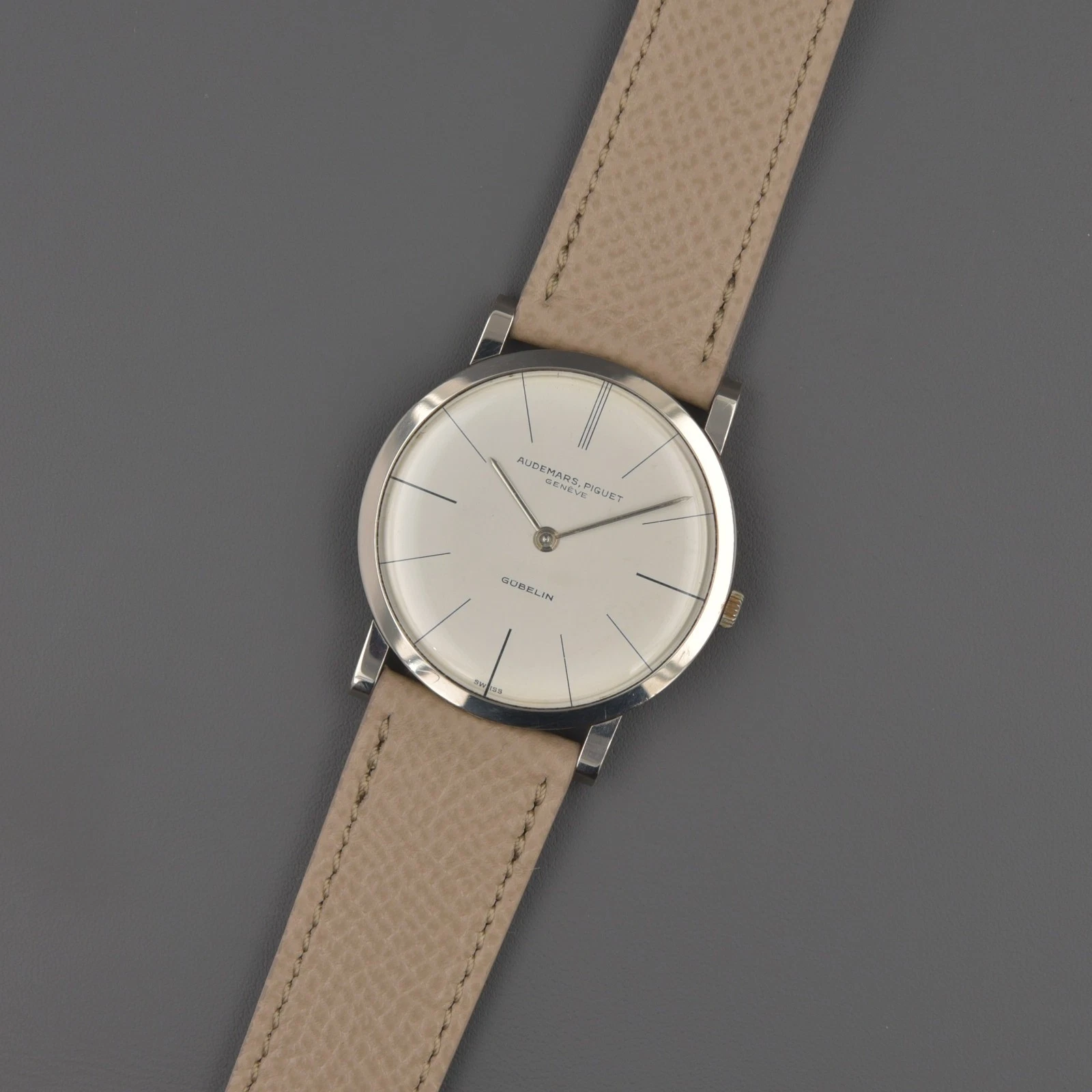 Audemars Piguet — Audemars Piguet Ultra-Thin Dress Watch 5043 BC 32mm 18K White Gold 2003 GÜBELIN