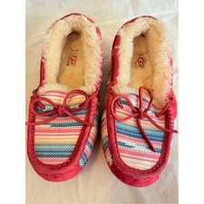 Women's UGG Australia SYMONA SERAPE Moccasin Slippers Size 8 Pink Shearling